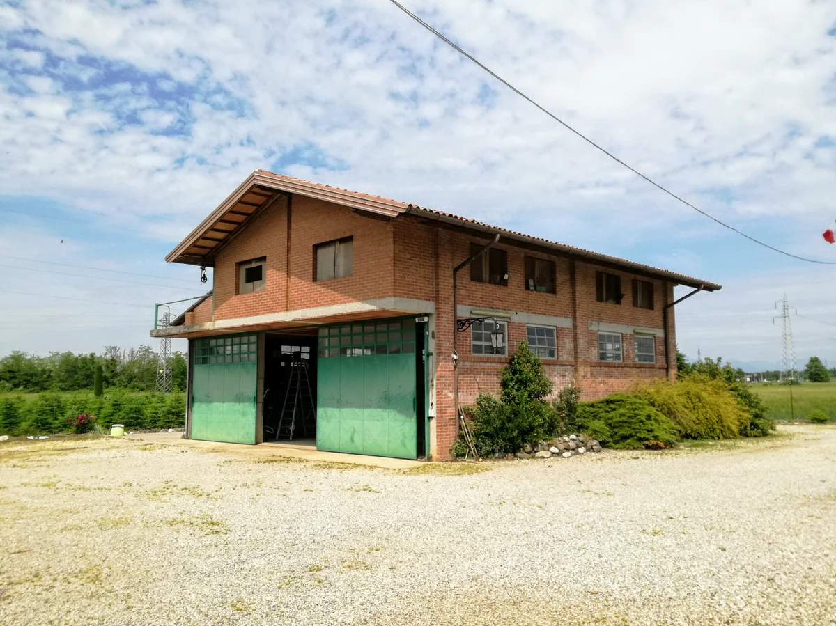 Garage e Vialetto d'Accesso